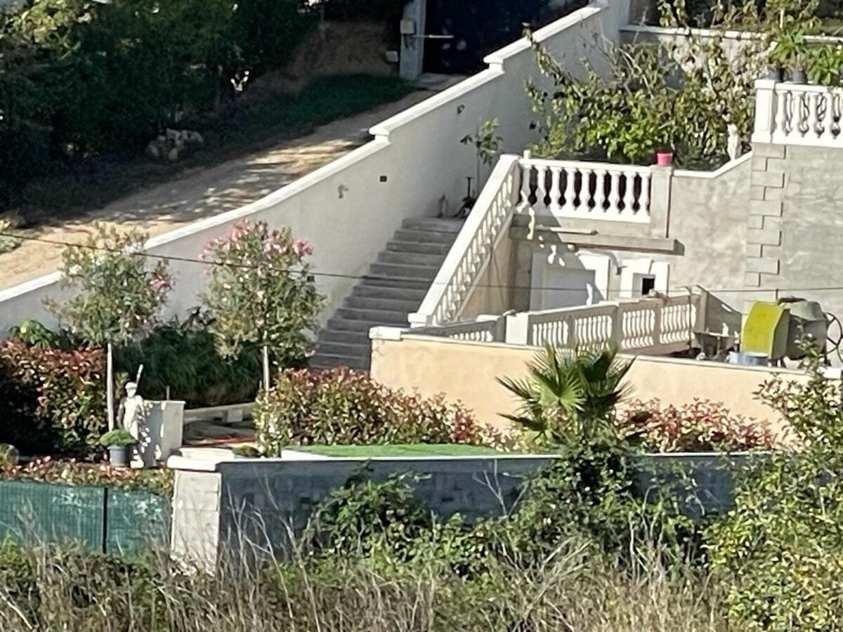 Apartment For 2 People Only In Pool
